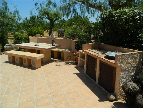 Mallorquinische Spezialitäten von Sommerküche und Gartengrill – Foto 2